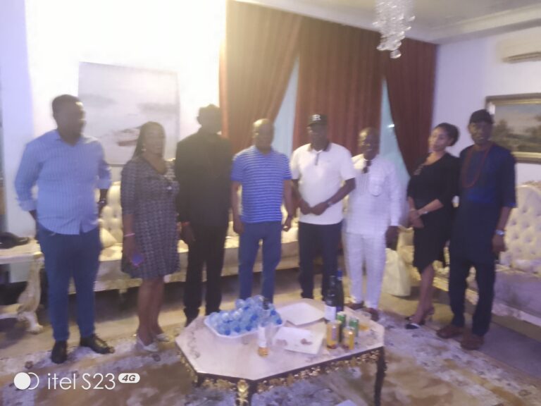 OKPANAM DAY COMMITTEE PAY A COURTESY VISIT TO SENATOR PETER NWAOBOSHI