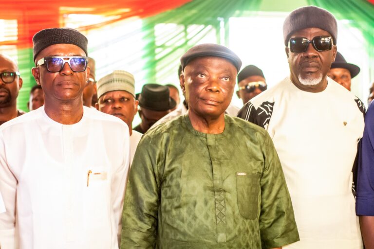 Senator Nwaoboshi Lauds Hon. Esenwah’s Cash Empowerment to Constituents